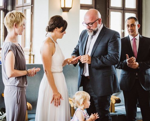 Hochzeit in Schweinfurt, Hochzeitsfotos, Hochzeitsbilder, Hochzeitsreportage, Nike und Stefan, Standesamt Schweinfurt, Hochzeit 2017, Standesamt Schweinfurt, Hochzeitsfotograf Schweinfurt